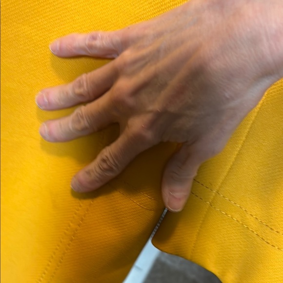 March Sale: Vintage Yellow, Belted London Fog Trench in Women’s Size 10 Reg - Picture 10 of 11